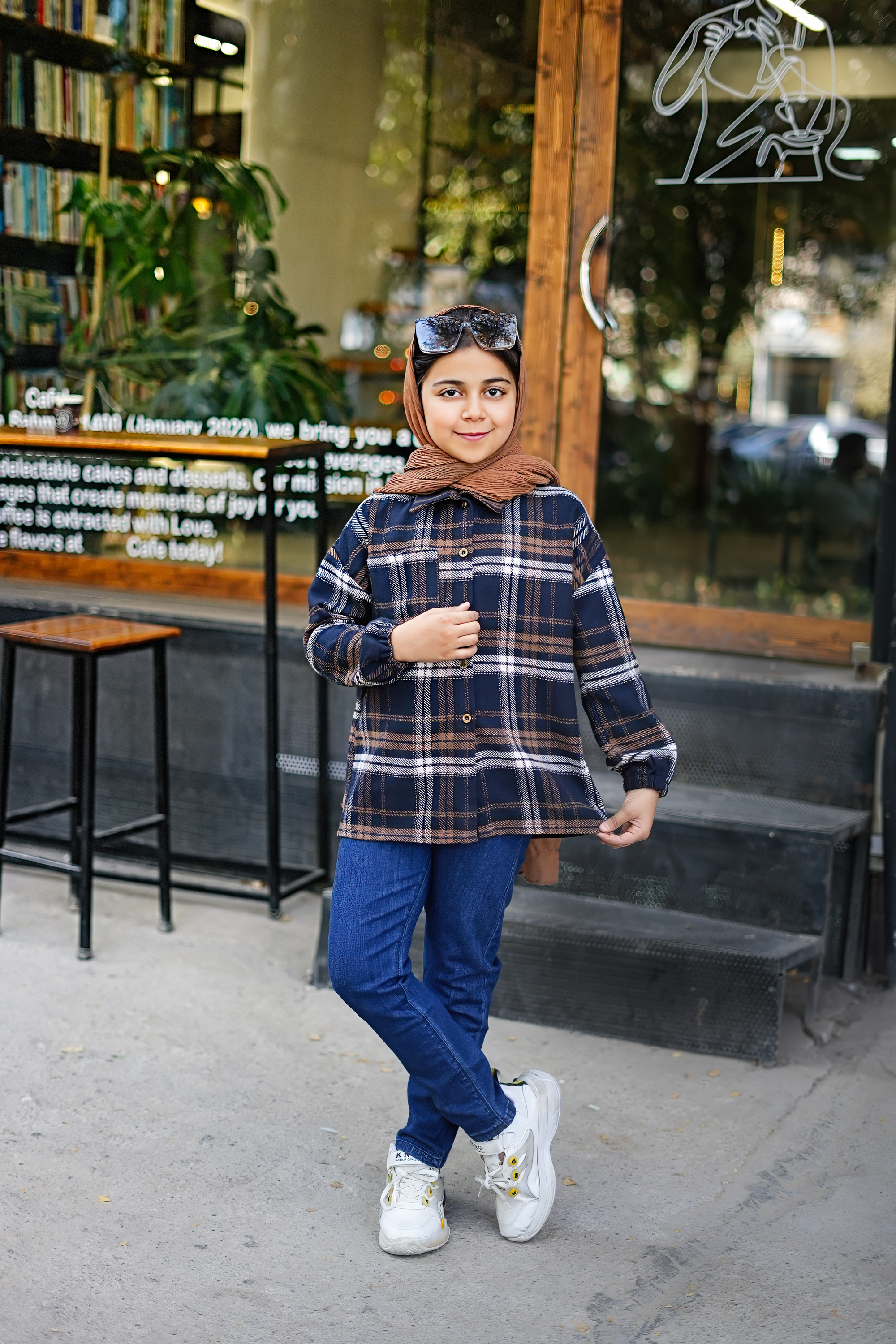 شکت دخترانه موهر پشمی