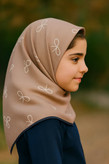 روسری نخی در قواره های 90 و 110