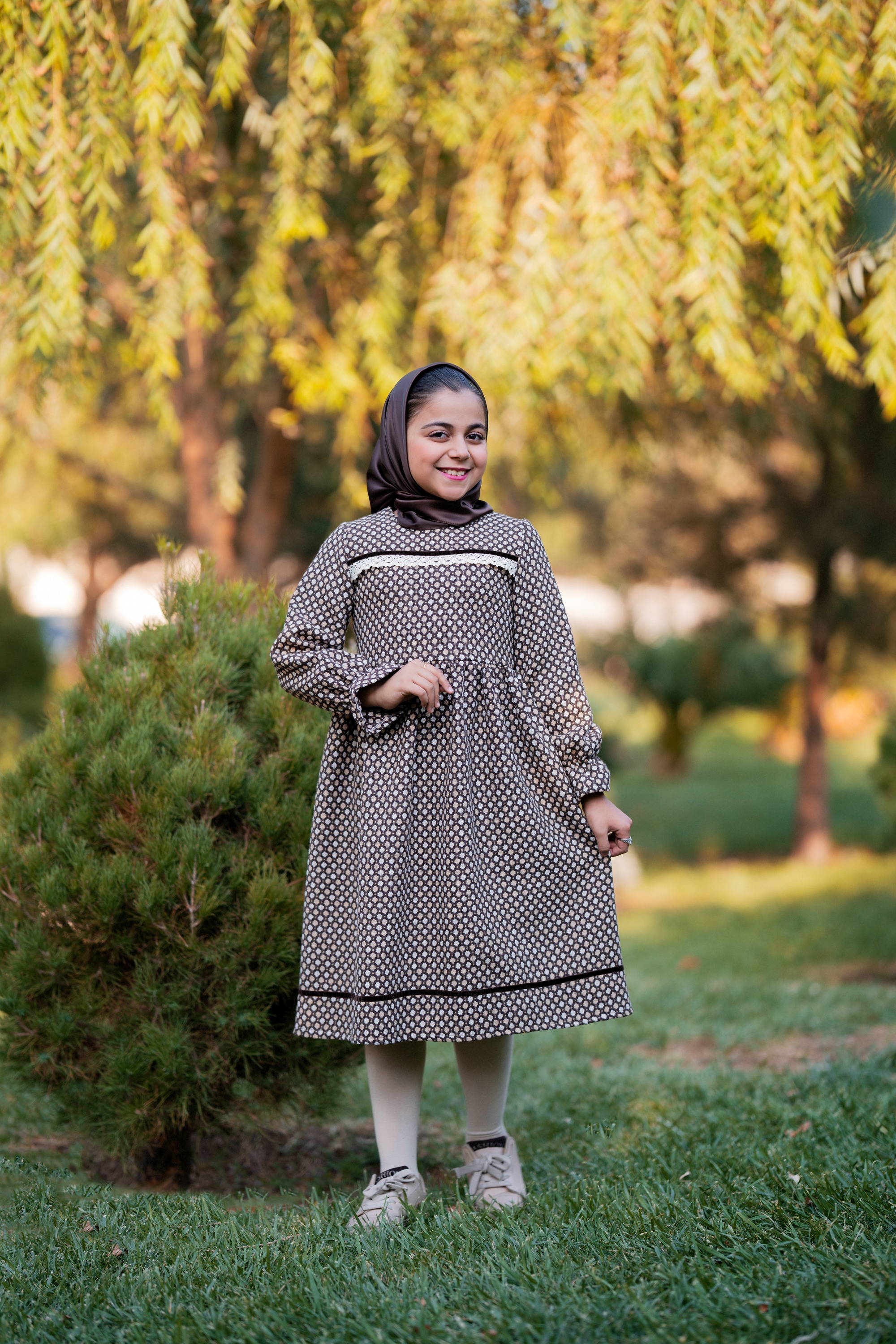 پیراهن دخترانه پشمی مدل شمیم طرح خالدار